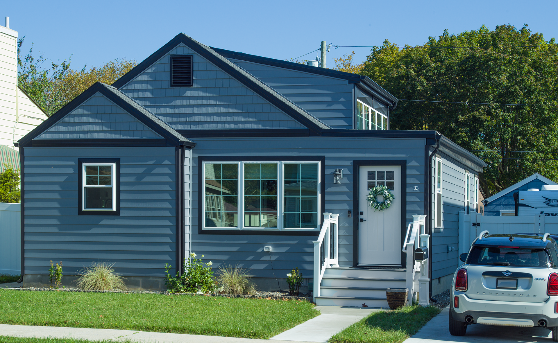 CUSTOM HOMES, ADDITIONS, KITCHENS, LIVING ROOMS & OPEN CONCEPT LIVING